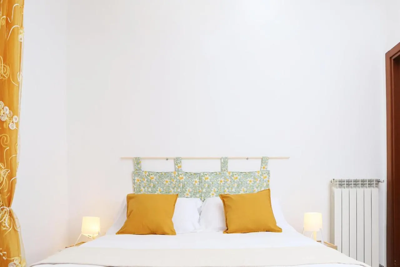 Appartamento Con Giardino A Mergellina Naples Apartment