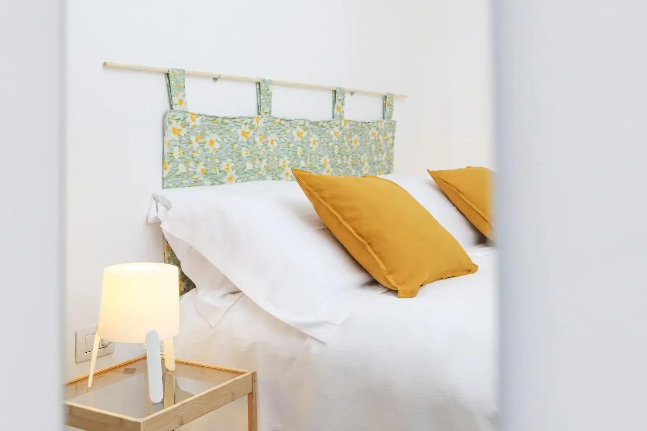 Apartment Appartamento Con Giardino A Mergellina Naples